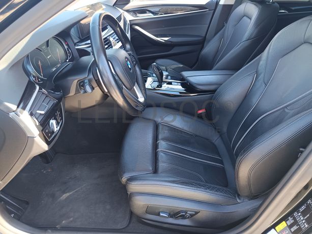 BMW 530e Performance · Ano 2017