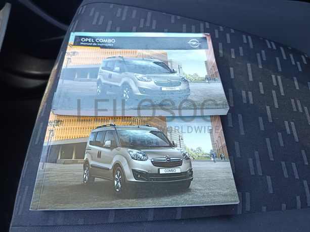 Opel Combo · Ano 2017