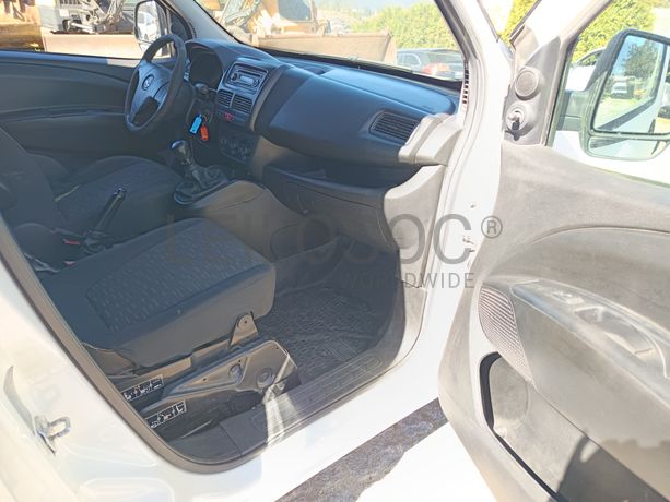 Opel Combo · Ano 2016