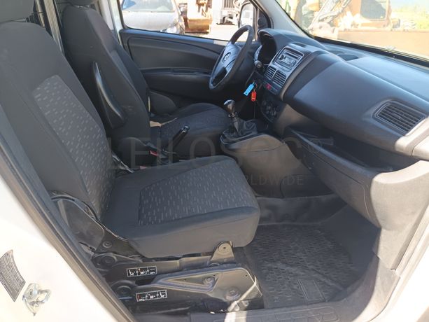 Opel Combo · Ano 2016