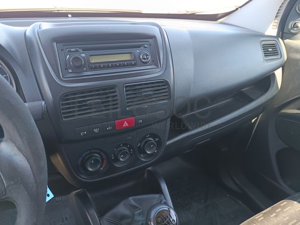 Opel Combo · Ano 2016