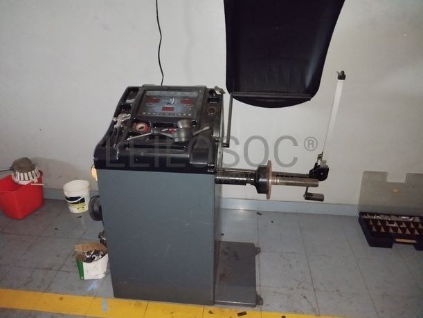 Máquina de Calibrar Pneus