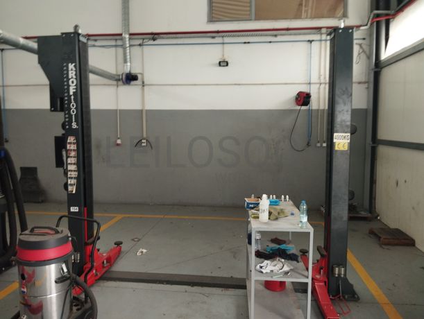 Elevador de 2 colunas Electro Hidráulico