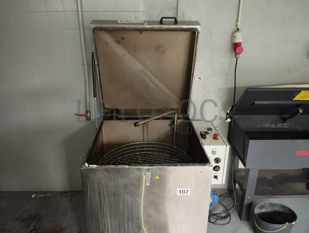 Máquina de lavar peças