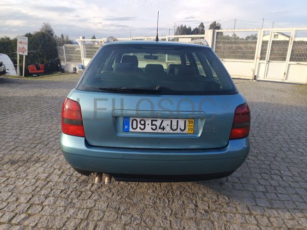 Audi A4 · Ano 1999