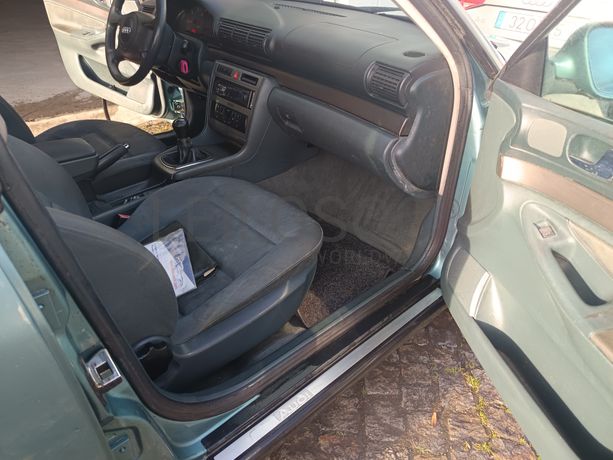 Audi A4 · Ano 1999