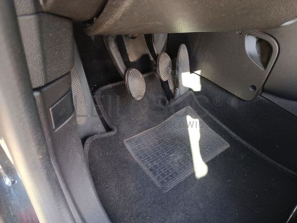 Mini Cooper One D · Ano 2012