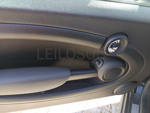 Mini Cooper One D · Ano 2012