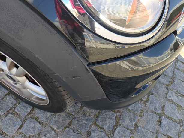 Mini Cooper One D · Ano 2012