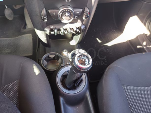 Mini Cooper One D · Ano 2012