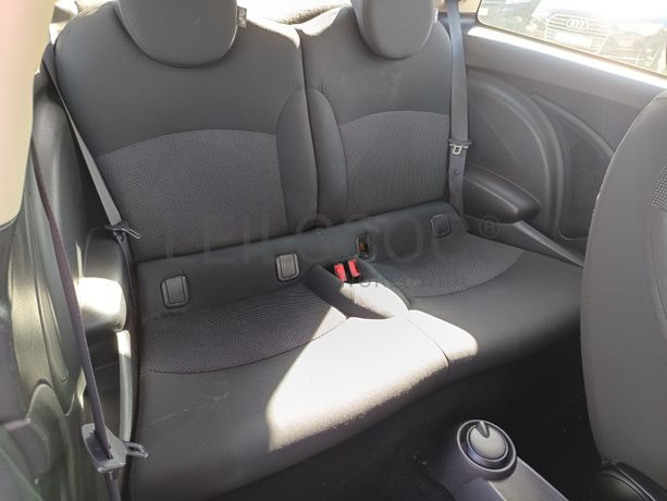 Mini Cooper One D · Ano 2012