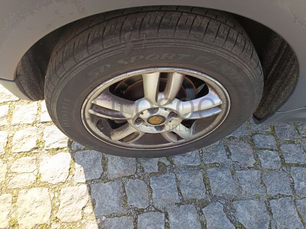 Mini Cooper One D · Ano 2012