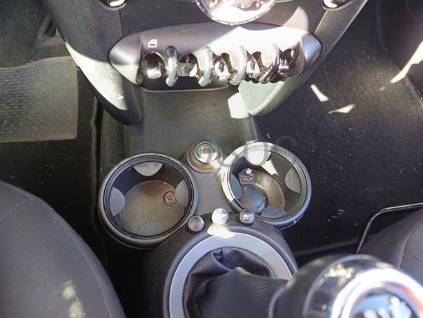 Mini Cooper One D · Ano 2012