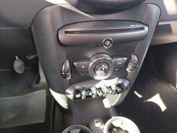 Mini Cooper One D · Ano 2012