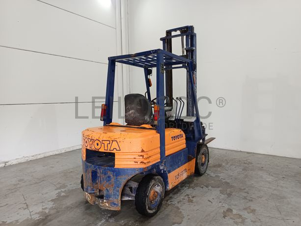Empilhador Toyota