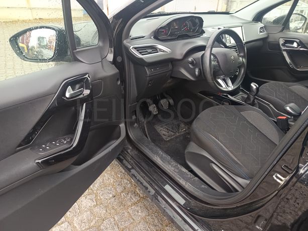 Peugeot 2008 · Ano 2019