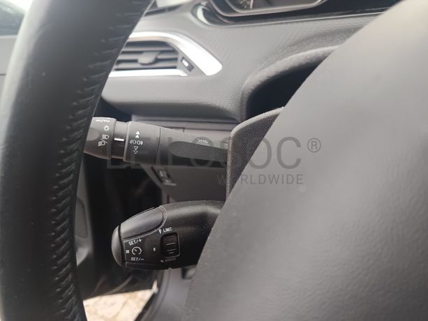 Peugeot 2008 · Ano 2019
