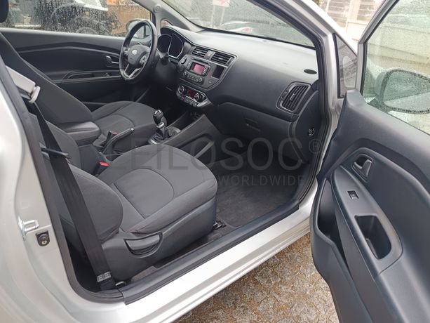Kia Rio · Ano 2012