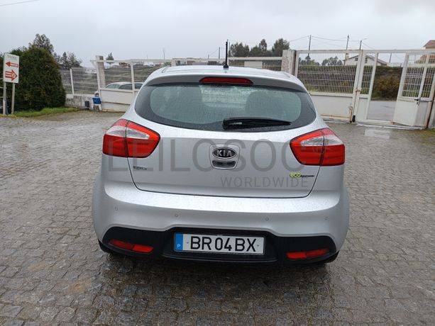 Kia Rio · Ano 2012