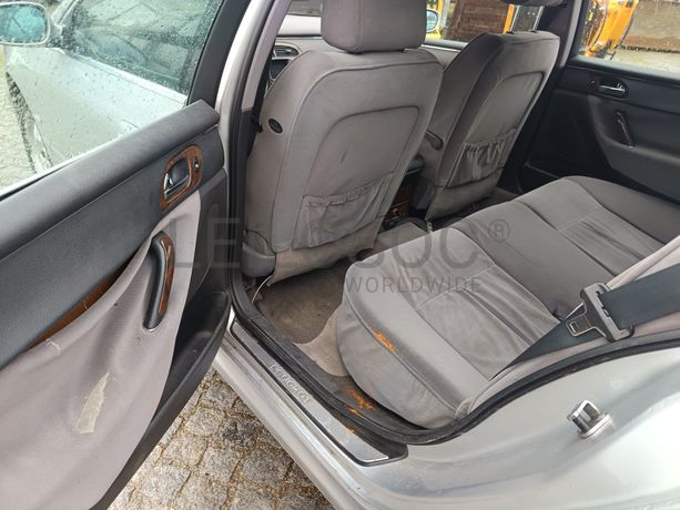 Peugeot 607 · Ano 2003