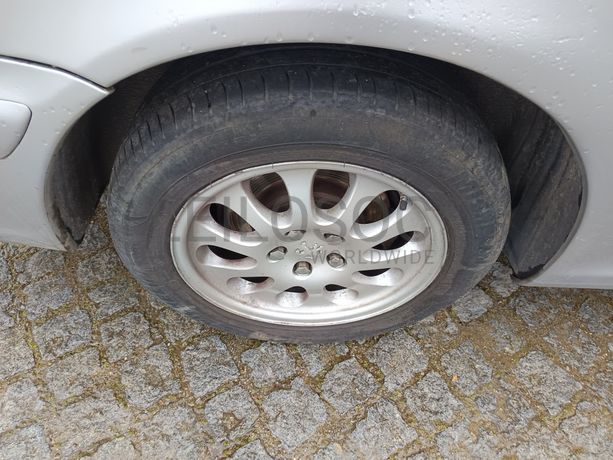 Peugeot 607 · Ano 2003