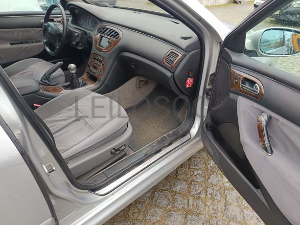 Peugeot 607 · Ano 2003