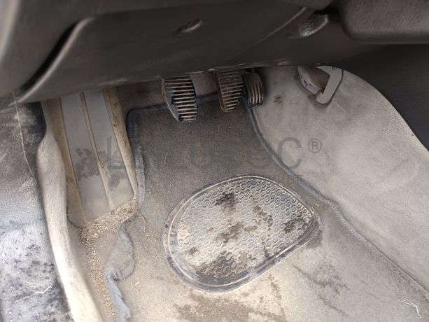 Peugeot 607 · Ano 2003