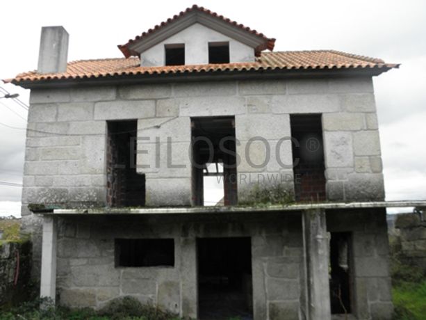 Moradia V3+1 em Construção · Carregal do Sal, Viseu