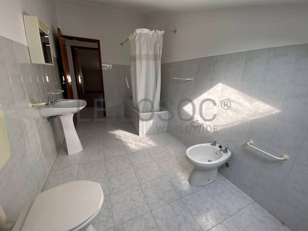 Moradia V3 · Nogueira do Cravo, Oliveira do Hospital