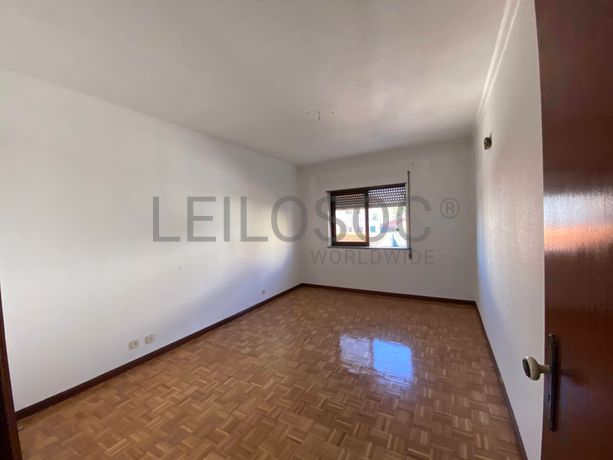 Moradia V3 · Nogueira do Cravo, Oliveira do Hospital