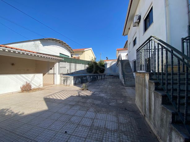 Moradia V3 · Nogueira do Cravo, Oliveira do Hospital