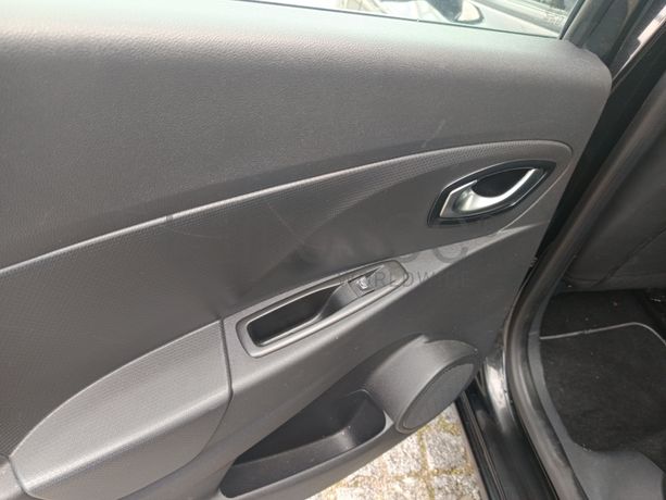 Renault Clio · Ano 2016