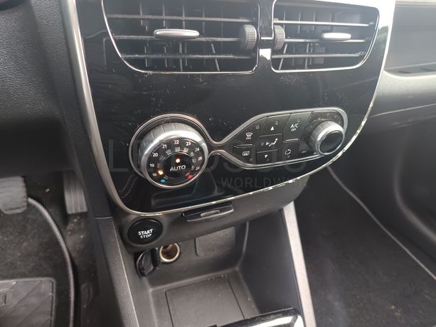 Renault Clio · Ano 2016