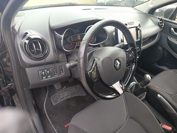 Renault Clio · Ano 2016