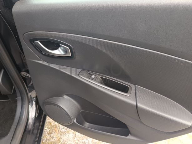 Renault Clio · Ano 2016