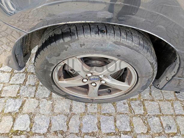 Volvo V60 · Ano 2017