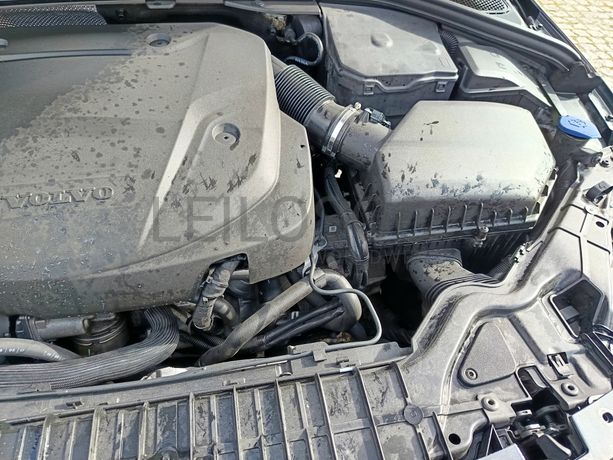 Volvo V60 · Ano 2017