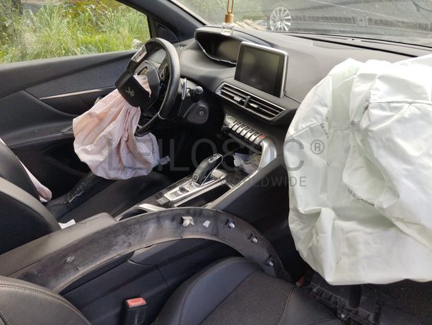 Peugeot 5008 · Ano 2020