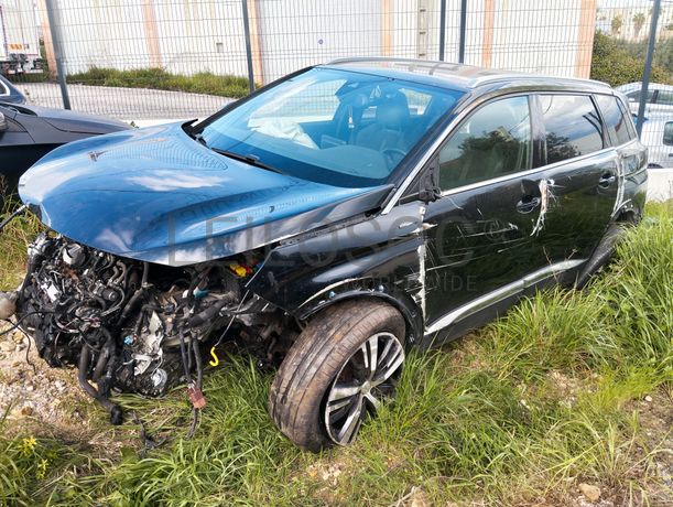 Peugeot 5008 · Ano 2020