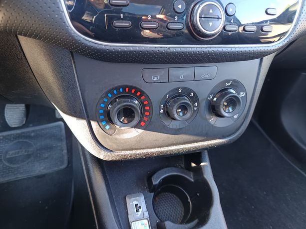 Fiat Punto · Ano 2010