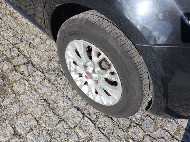 Fiat Punto · Ano 2010