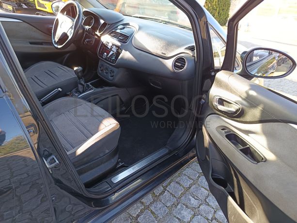 Fiat Punto · Ano 2010
