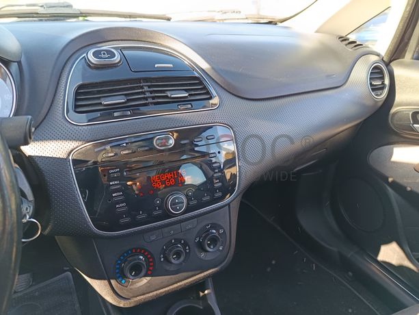 Fiat Punto · Ano 2010