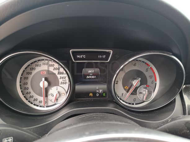 Mercedes-Benz CLA 200 · Ano 2015