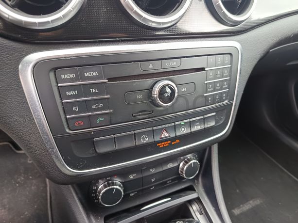 Mercedes-Benz CLA 200 · Ano 2015