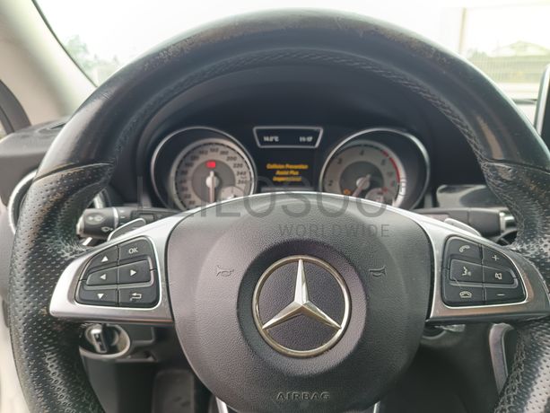 Mercedes-Benz CLA 200 · Ano 2015