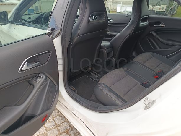 Mercedes-Benz CLA 200 · Ano 2015