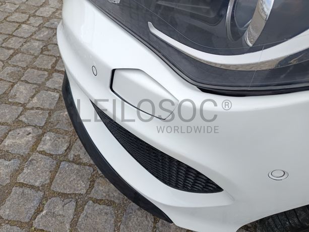 Mercedes-Benz CLA 200 · Ano 2015