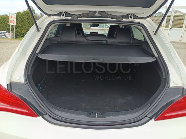 Mercedes-Benz CLA 200 · Ano 2015