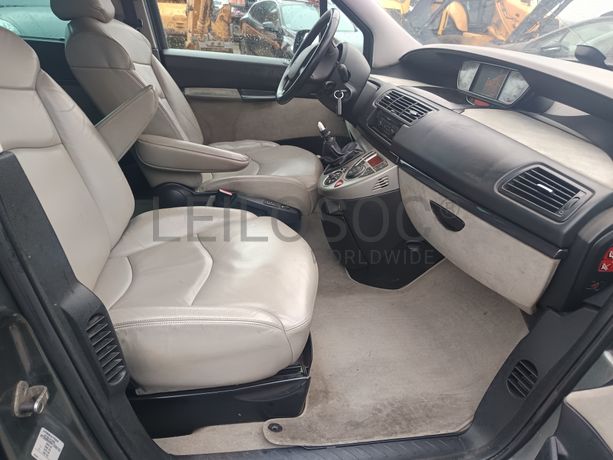 Peugeot 807 · Ano 2008 · 7 Lugares